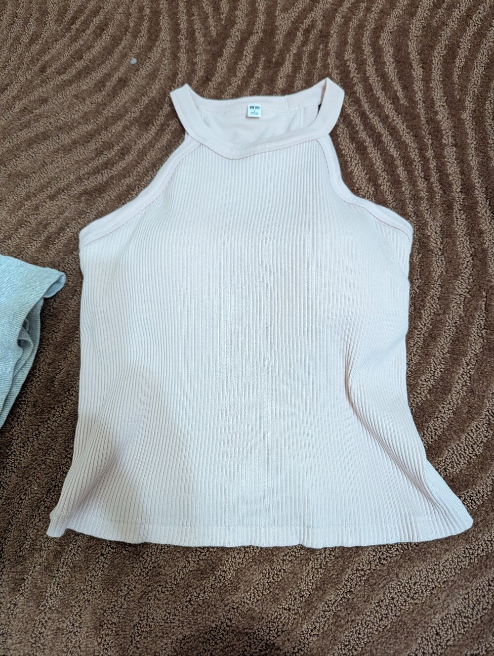 UNIQLO Halter Neck Sleeveless Bra Tank Top Cropped EUC